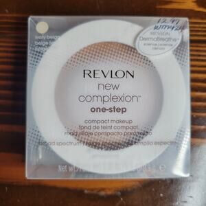 REVLON New Complexion One-Step Compact Makeup SPF 15 IVORY BEIGE 01✨️NEW✨️